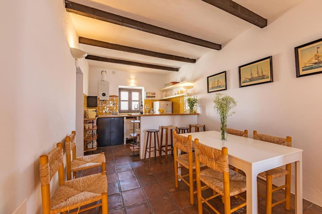 Casa Pepita - Old Town - Relax Terrace With Views Apartment Tarifa Bagian luar foto